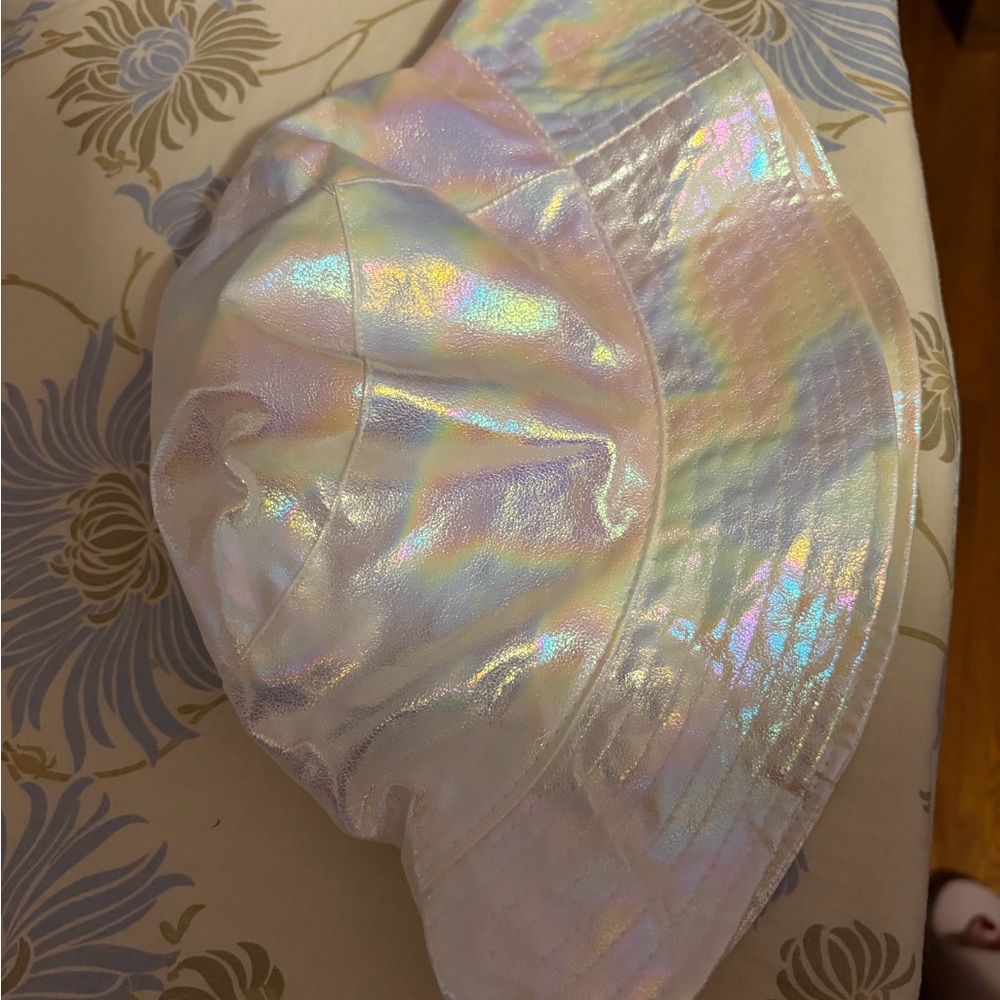 Iridescent White Bucket Hat - Women's Fashion Hat
